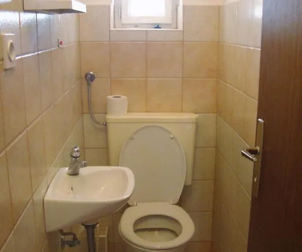 With A Parking Space Baska, Krk - 5407 Apartmán Baška